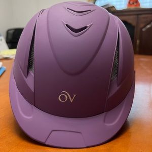 Ovation Equestrian-Helmets Deluxe Schooler
